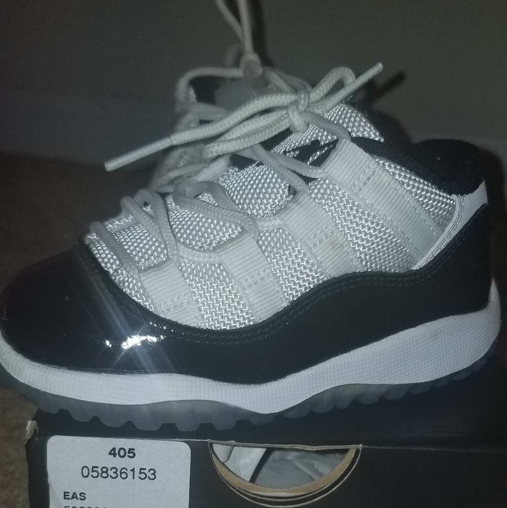 Toddler shoes